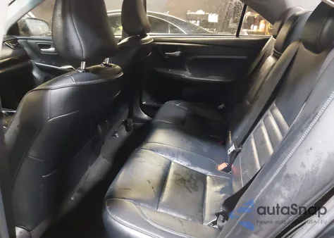 2015 Toyota Camry Xle z USA, uszkodzony, nr VIN 4T4BF1FK7FR464315